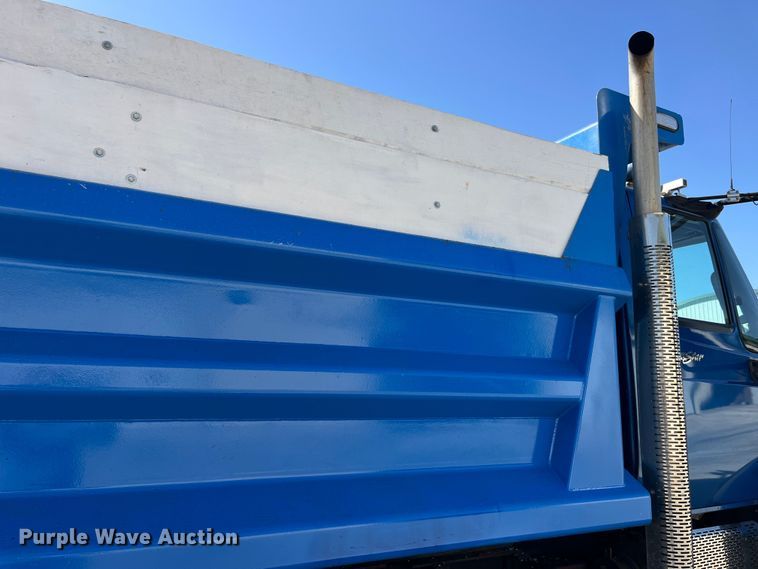 image for item LD9347 2014 International  WorkStar 7400 dump truck