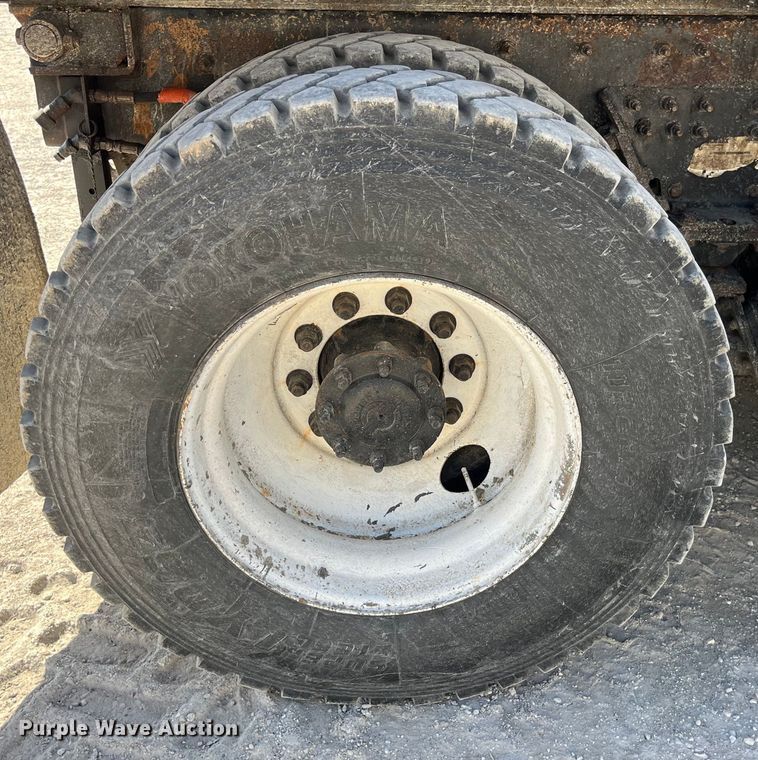 image for item LD9347 2014 International  WorkStar 7400 dump truck