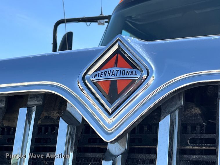 image for item LD9347 2014 International  WorkStar 7400 dump truck