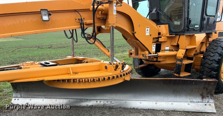 image for item LD9365 2003 Case 865 motor grader