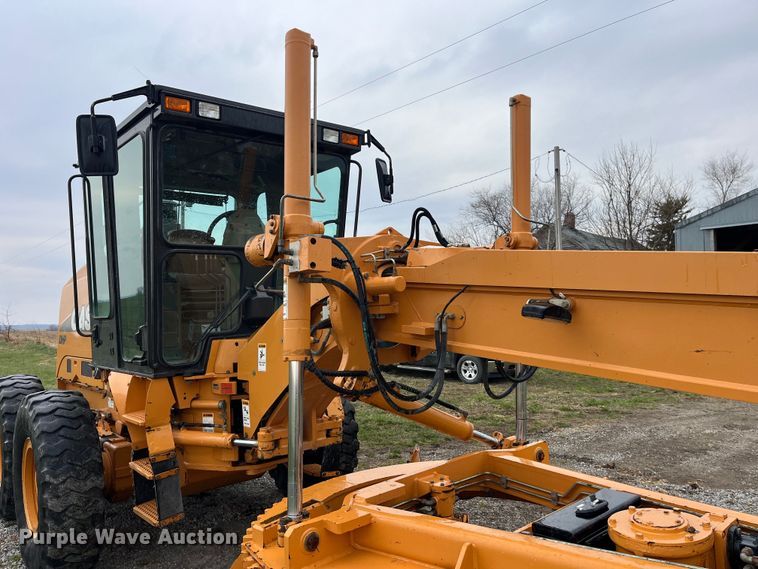 image for item LD9365 2003 Case 865 motor grader