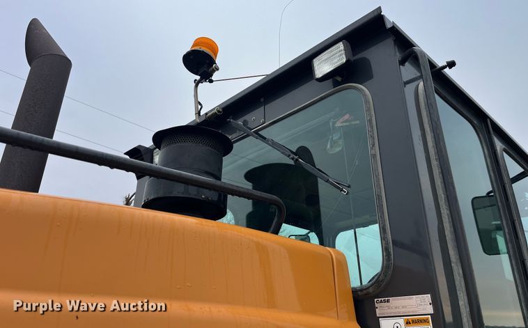 image for item LD9365 2003 Case 865 motor grader