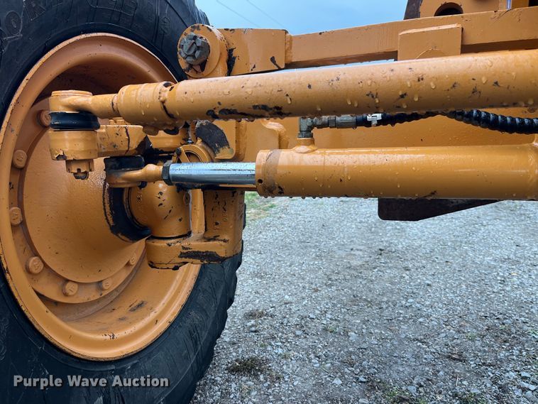 image for item LD9365 2003 Case 865 motor grader