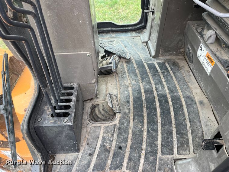 image for item LD9365 2003 Case 865 motor grader