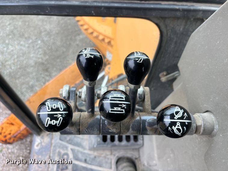 image for item LD9365 2003 Case 865 motor grader