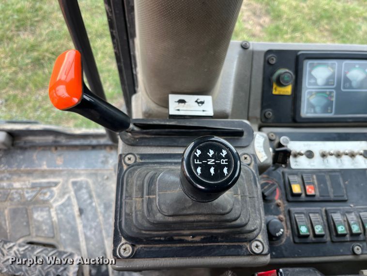 image for item LD9365 2003 Case 865 motor grader