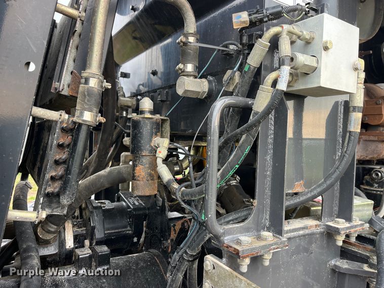 image for item LD9365 2003 Case 865 motor grader