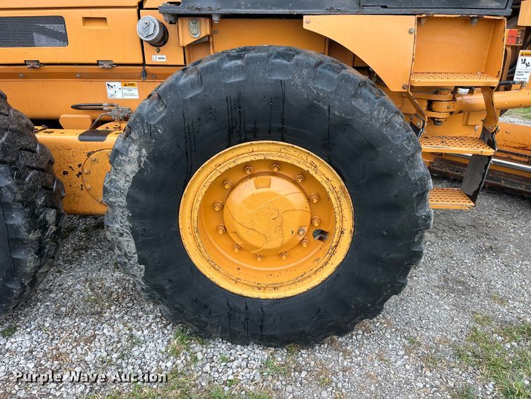 image for item LD9365 2003 Case 865 motor grader