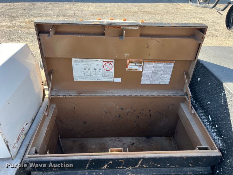 image for item LE9022 2008 Sterling Bullet utility / service truck