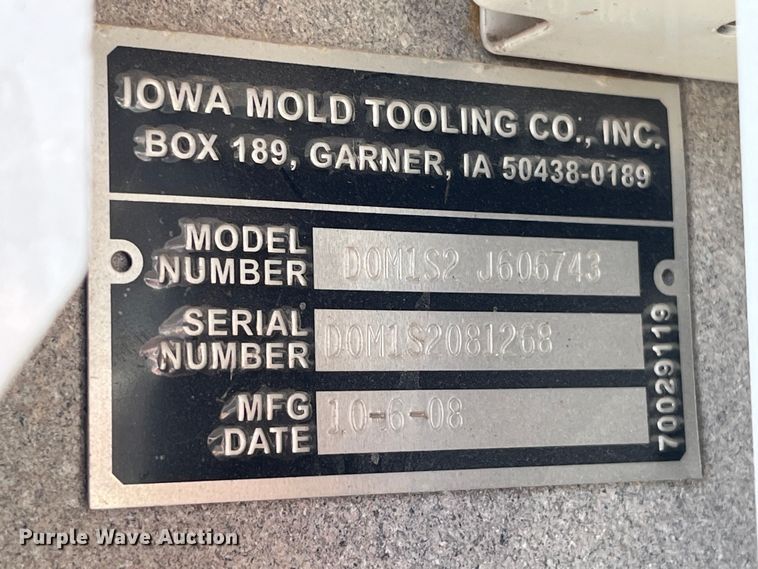 image for item LE9022 2008 Sterling Bullet utility / service truck