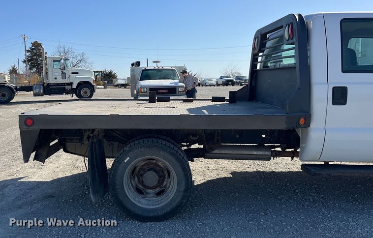 image for item LE9023 2008 Ford F450 Super Duty XL Crew Cab flatbed truck