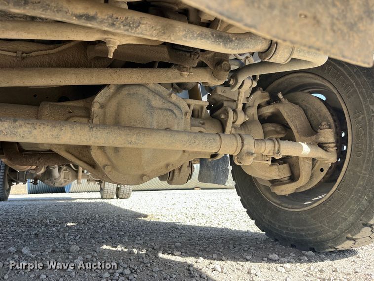 image for item LE9023 2008 Ford F450 Super Duty XL Crew Cab flatbed truck