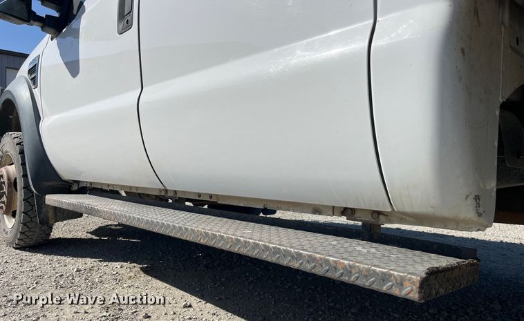 image for item LE9023 2008 Ford F450 Super Duty XL Crew Cab flatbed truck
