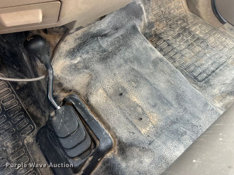 image for item LE9023 2008 Ford F450 Super Duty XL Crew Cab flatbed truck