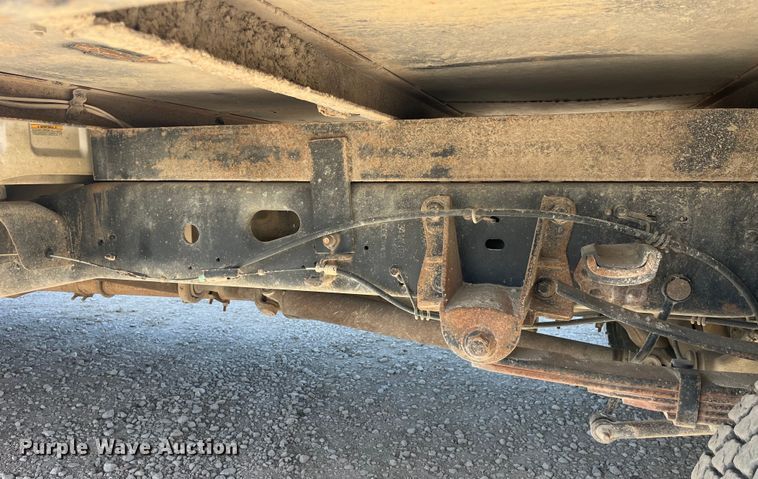 image for item LE9023 2008 Ford F450 Super Duty XL Crew Cab flatbed truck