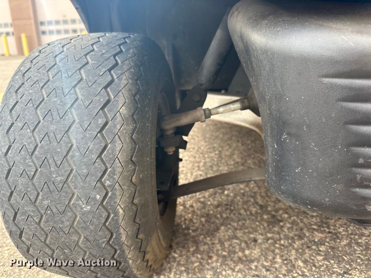 image for item LO9508 2014 Club Car golf cart