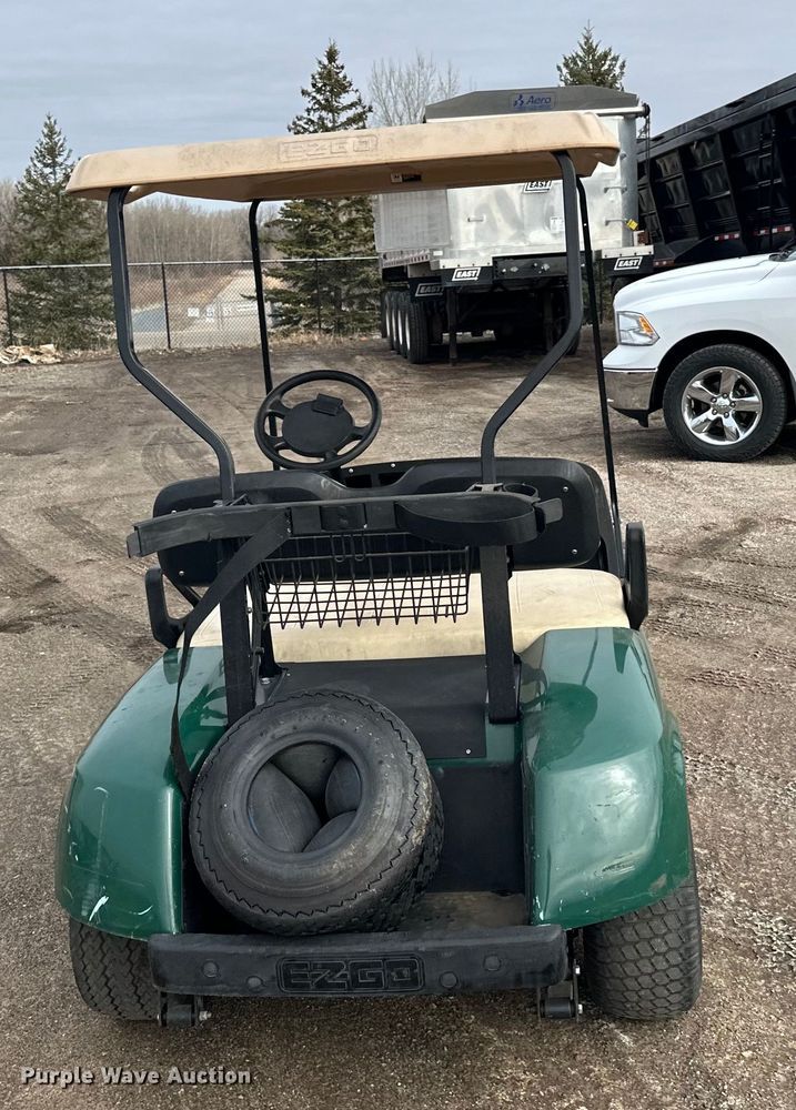 image for item LO9509 E-Z-Go golf cart