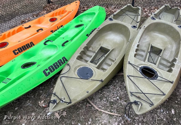 image for item LO9512 (5) kayaks