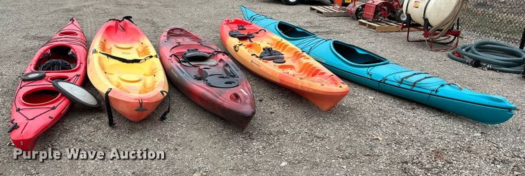 image for item LO9514 (5) kayaks