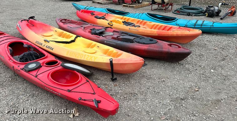 image for item LO9514 (5) kayaks