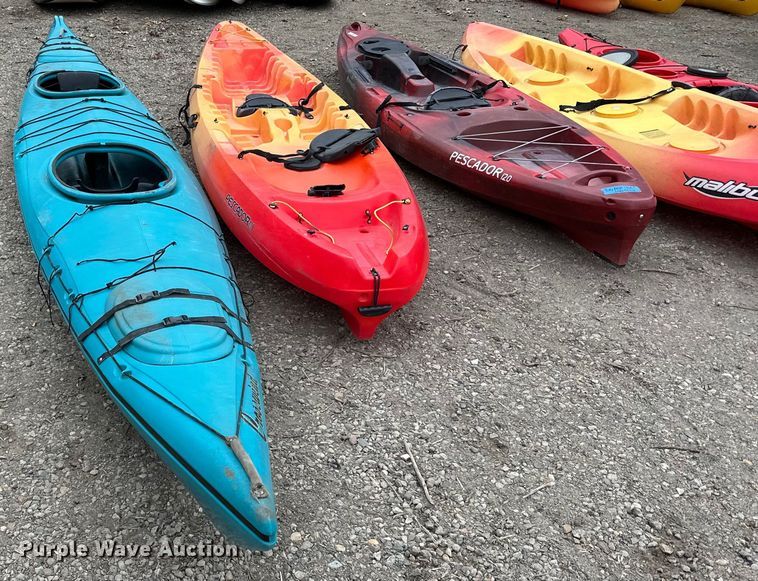 image for item LO9514 (5) kayaks