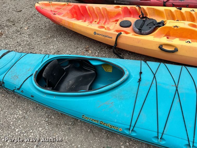 image for item LO9514 (5) kayaks