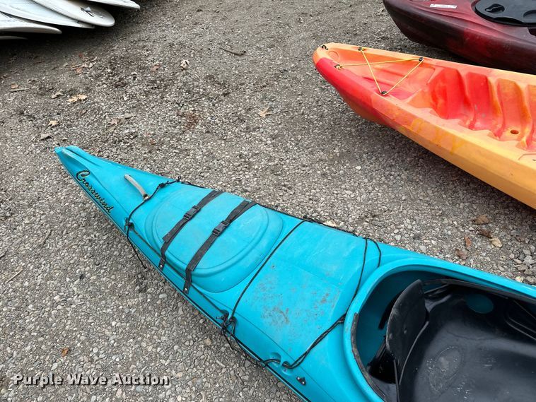 image for item LO9514 (5) kayaks