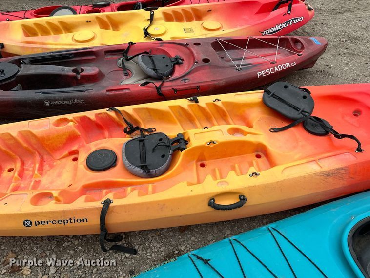 image for item LO9514 (5) kayaks