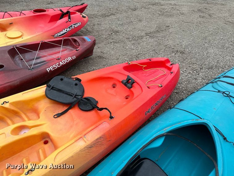 image for item LO9514 (5) kayaks