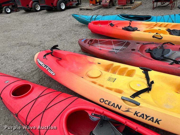 image for item LO9514 (5) kayaks