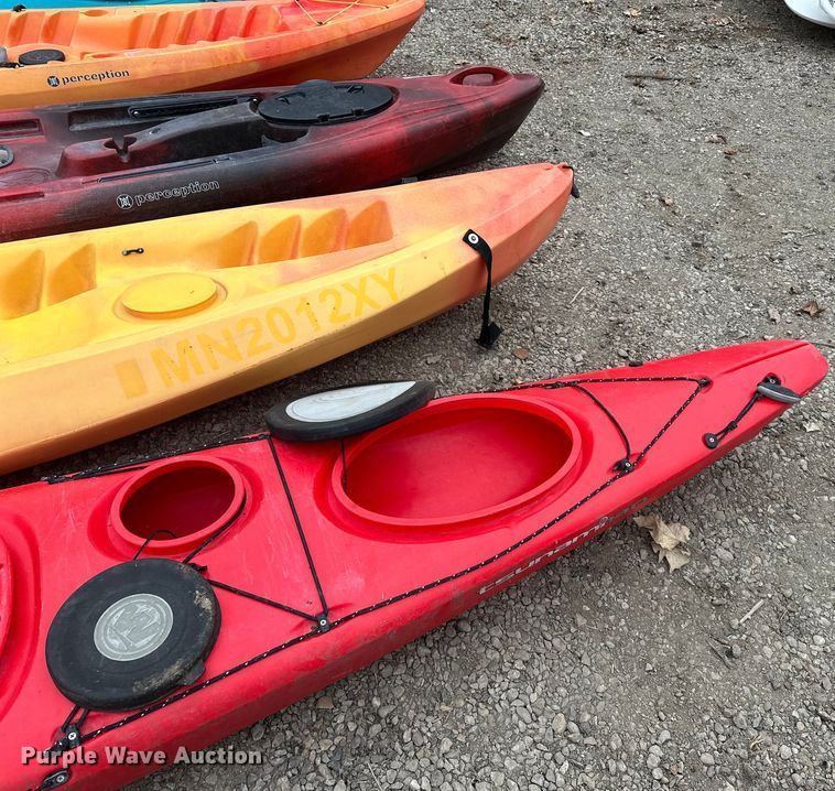 image for item LO9514 (5) kayaks