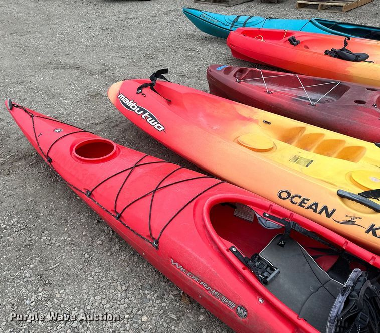 image for item LO9514 (5) kayaks