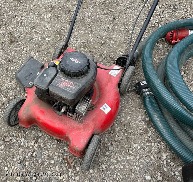 image for item LO9516 Lawn equipment