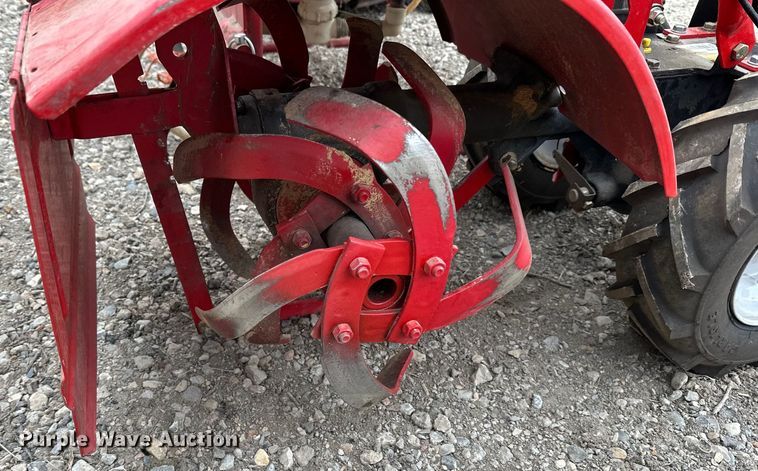 image for item LO9517 Lawn equipment