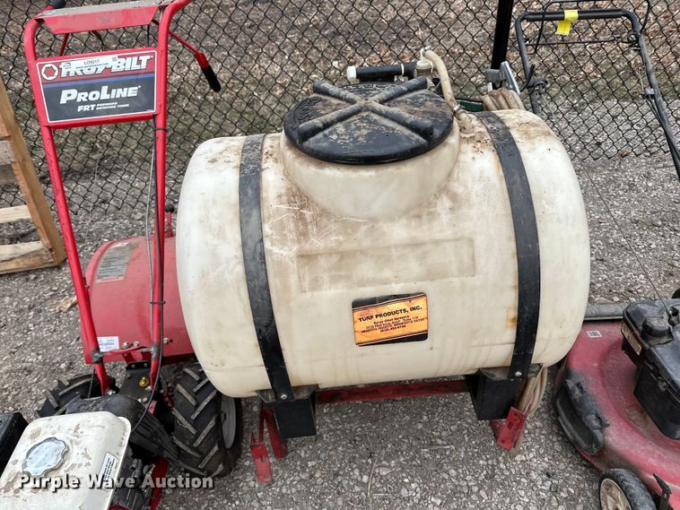 image for item LO9517 Lawn equipment