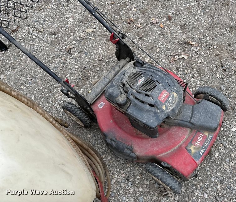 image for item LO9517 Lawn equipment