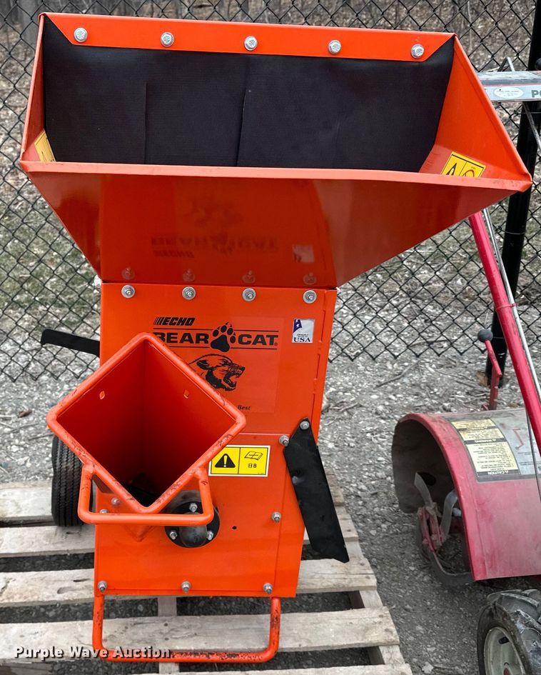 image for item LO9518 Lawn equipment