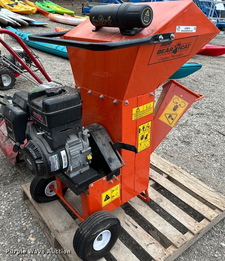 image for item LO9518 Lawn equipment