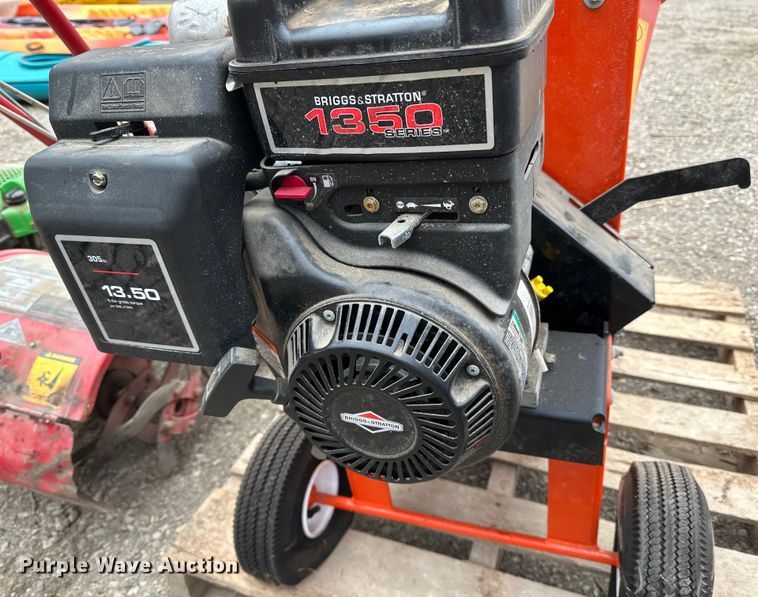 image for item LO9518 Lawn equipment