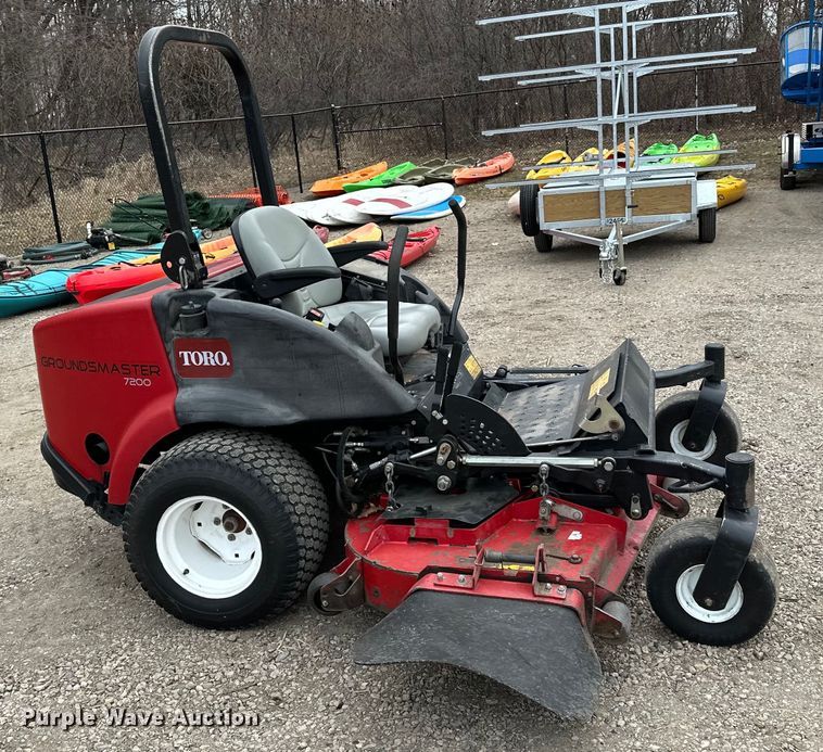 image for item LO9519 Toro  Groundsmaster 7200 ZTR lawn mower