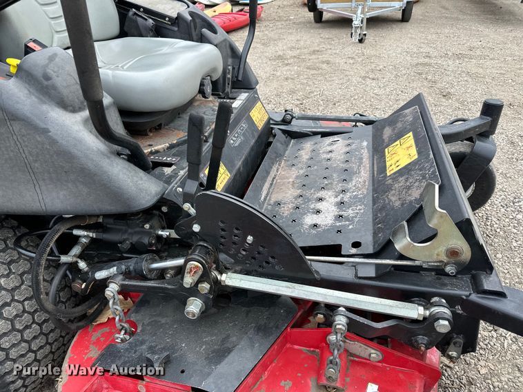 image for item LO9519 Toro  Groundsmaster 7200 ZTR lawn mower