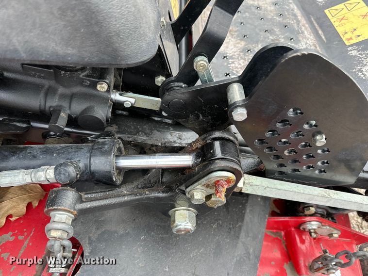 image for item LO9519 Toro  Groundsmaster 7200 ZTR lawn mower