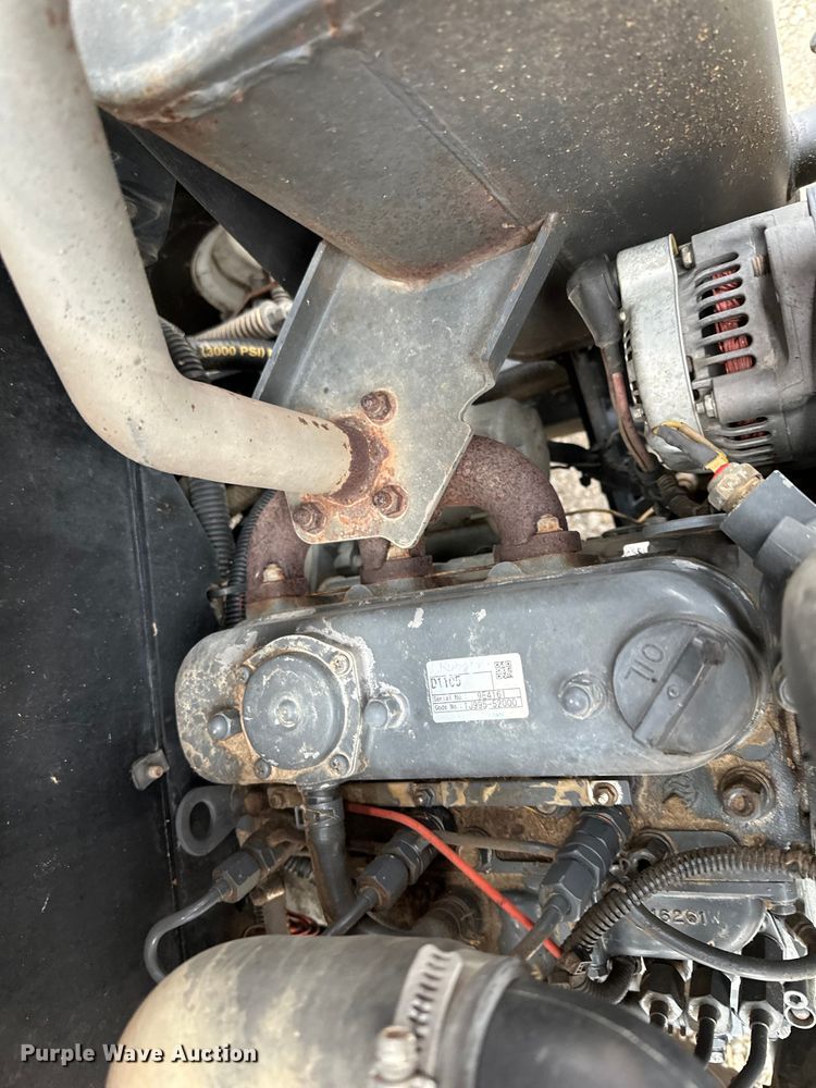 image for item LO9519 Toro  Groundsmaster 7200 ZTR lawn mower