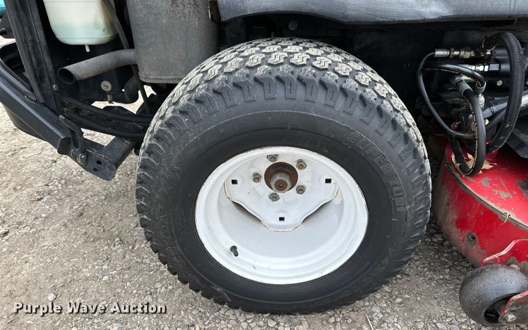 image for item LO9519 Toro  Groundsmaster 7200 ZTR lawn mower