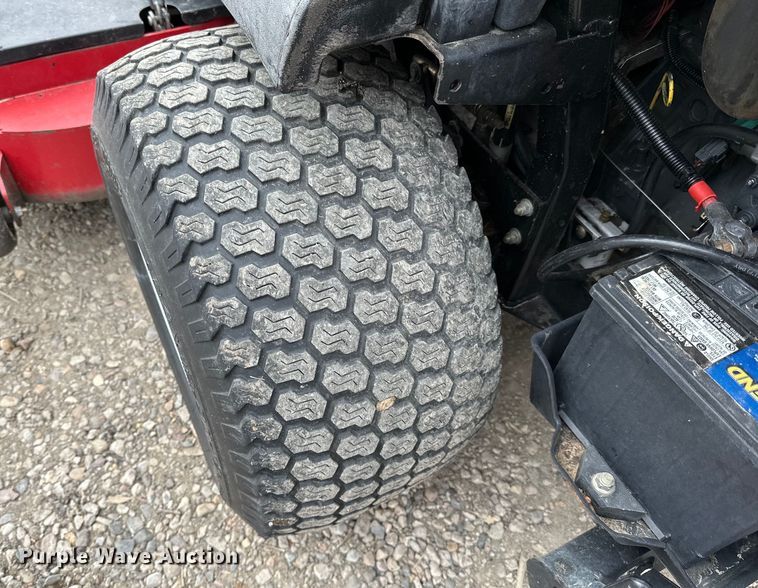 image for item LO9519 Toro  Groundsmaster 7200 ZTR lawn mower