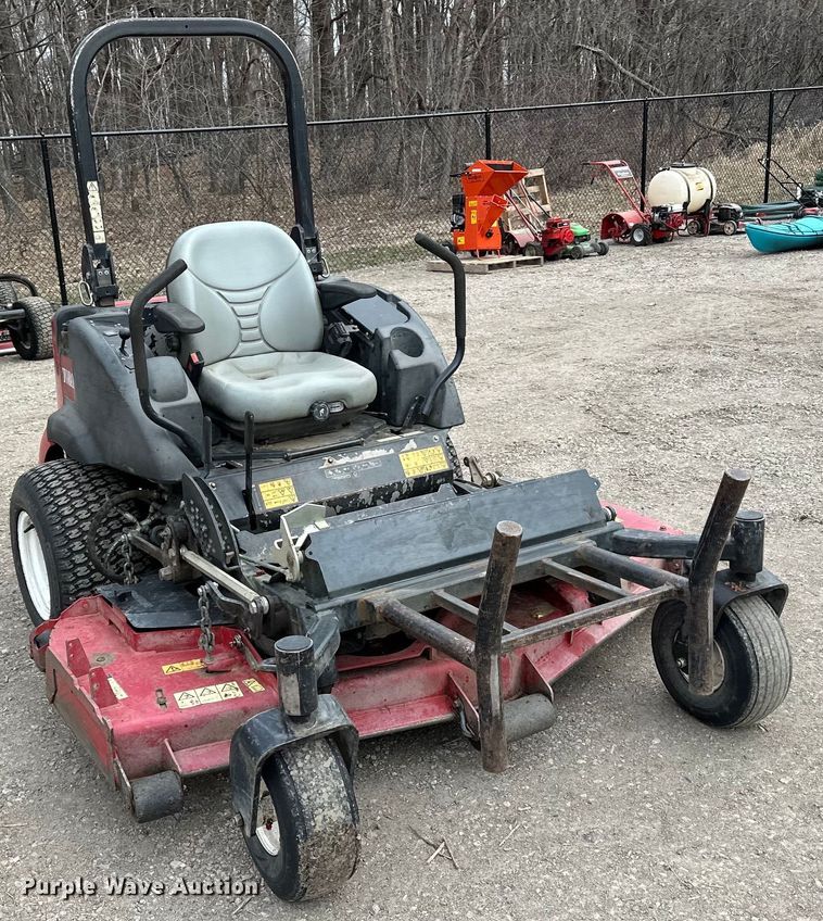 image for item LO9520 Toro  Groundsmaster 7200 ZTR lawn mower