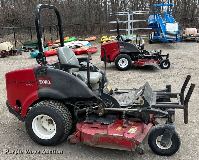 image for item LO9520 Toro  Groundsmaster 7200 ZTR lawn mower