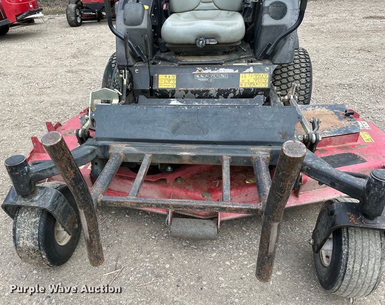 image for item LO9520 Toro  Groundsmaster 7200 ZTR lawn mower