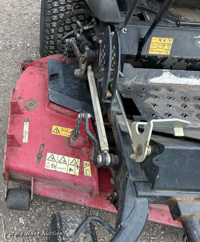 image for item LO9520 Toro  Groundsmaster 7200 ZTR lawn mower