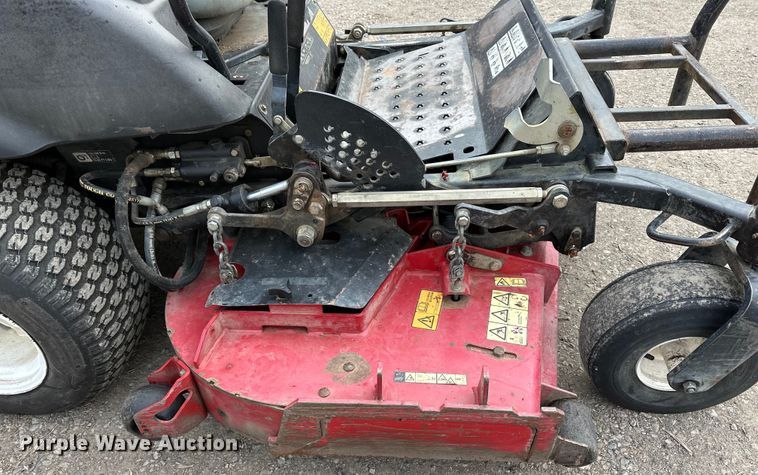 image for item LO9520 Toro  Groundsmaster 7200 ZTR lawn mower